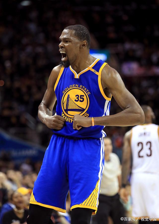 美记：勇士有意得到特雷·墨菲，可能围绕库明加打造交易方案（据美媒报道，勇士有意引进特雷-墨菲，或以库明加为核心筹划交易）