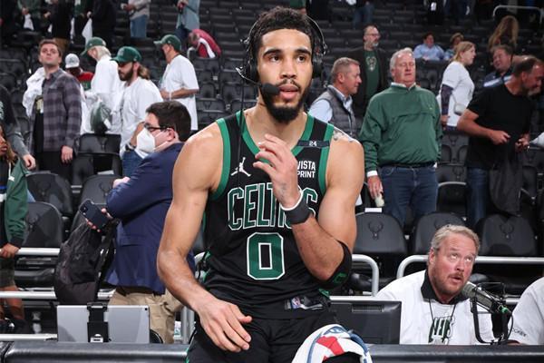 亚足联官方：中国承办2027年U20亚洲杯，比赛计划27年3月举行（亚足联官宣：2027年U20亚洲杯落户中国，预计3月开赛）