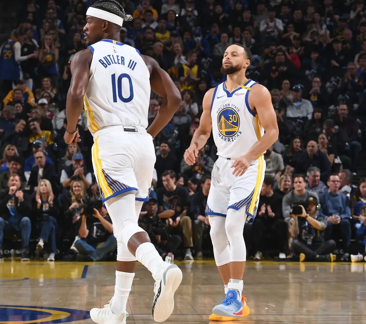 阿媒：大马丁未被征召是与斯卡洛尼定的，后者想测试替补门将（阿媒：大马丁未入选系与斯卡洛尼协商决定，主帅意在考察替补门将）